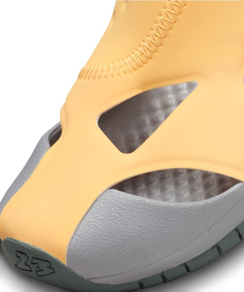 JORDAN BRAND（ジョーダンブランド）の「ジョーダン フレア キッズシューズ / Jordan Flare Little Kids’ Shoes＜17-22cm 展開＞（サンダル・キッズ・ピンク系その他/レッド/ブラック/クリーム/ゴールド/エメラルド/ホワイト・17/18/19/20/21/22）」の18枚目の写真