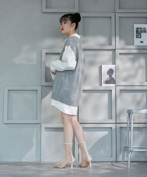 VIVIAN（ヴィヴィアン）の「スクエアトゥチュールレースアップブーツ ZOZOTOWN限定商品（ブーツ・レディース・ブラック/ピンクベージュ/ベージュ・L/S/M/LL）」の14枚目の写真