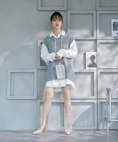 VIVIAN（ヴィヴィアン）の「スクエアトゥチュールレースアップブーツ ZOZOTOWN限定商品（ブーツ・レディース・ブラック/ピンクベージュ/ベージュ・L/S/M/LL）」の16枚目の写真