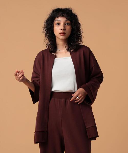 FEELING MADE（フィーリングメイド）の「FEELING MADE エアリースウェット カーディガン（カーディガン/ボレロ・レディース・ライトグレー/ブラック/ダークブラウン・MEDIUM/LARGE）」の8枚目の写真