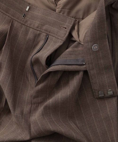 LOWRYS FARM（ローリーズファーム）の「ハイウエストワイドパンツ　214873（デニムパンツ・レディース・ブラウン/グレー・LARGE/MEDIUM）」の13枚目の写真