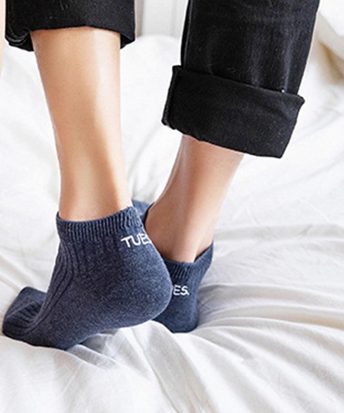 「kakko」（カッコ）の「メンズ １weekロゴ スニーカーソックス 7足セット（ソックス/靴下・メンズ・マルチ・FREE）」の3枚目の写真