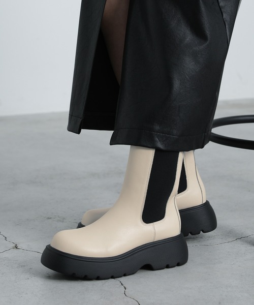 select MOCA（セレクトモカ）の「【サイズ展開あり】サイドゴアブーツ（ブーツ・レディース・ブラック/ブラウン/アイボリー・SMALL/MEDIUM/LARGE）」の8枚目の写真