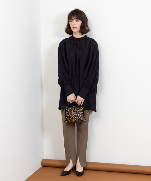 Rouge vif(ルージュヴィフ)の「バックデザインブラウス(シャツ/ブラウス・レディース・ホワイト/ブラック/サックスブルー/ピンク・フリー)」の20枚目の写真