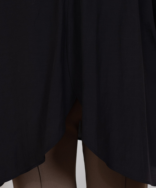 Rouge vif(ルージュヴィフ)の「バックデザインブラウス(シャツ/ブラウス・レディース・ホワイト/ブラック/サックスブルー/ピンク・フリー)」の17枚目の写真