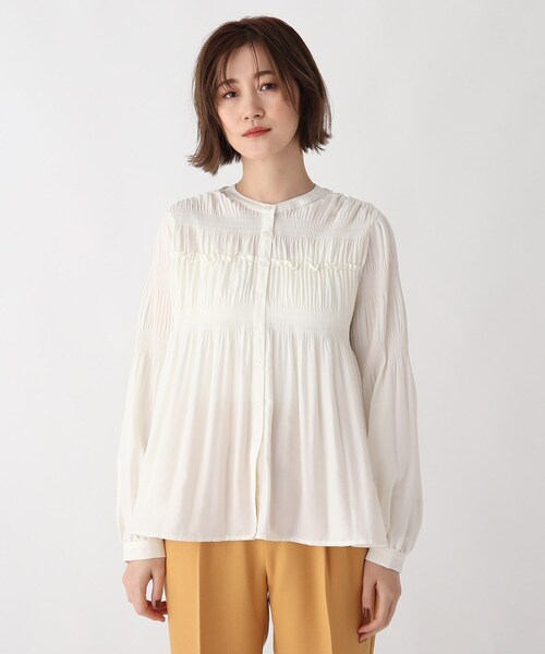AG by aquagirl（エージーバイアクアガール）の「◆マジョリカプリーツバンドカラーブラウス【WEB限定サイズ】（シャツ/ブラウス・レディース・ホワイト系/ネイビー・36/38/40）」の4枚目の写真