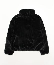 新品 ナイキ ウィメンズ 　フェイクファー ブランケット ブラック　黒　毛布 NIKE（毛布）のフリマアイテム一覧