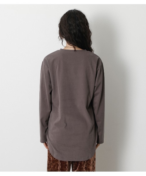 crie conforto(クリーコンフォルト)の「EUPHONY ロゴロンT(Tシャツ/カットソー・レディース・ブラック/ベージュ/グリーン・SMALL/MEDIUM)」の4枚目の写真