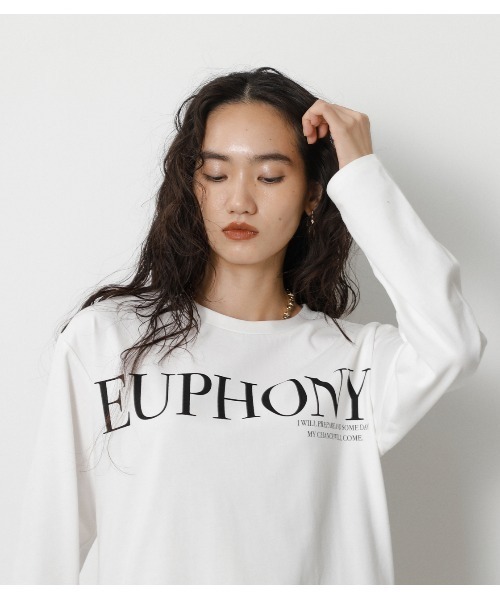 crie conforto(クリーコンフォルト)の「EUPHONY ロゴロンT(Tシャツ/カットソー・レディース・ブラック/ベージュ/グリーン・SMALL/MEDIUM)」の8枚目の写真