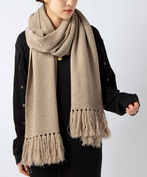 NOLLEY’S(ノーリーズ)の「【THROW/ スロー】SILK NEP KNIT MUFFLER(マフラー・レディース・ベージュ・FREE)」の6枚目の写真