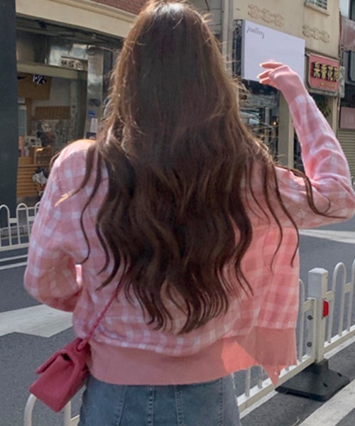 DAY CLOSET(デイ クローゼット)の「レディース シェパードチェック柄ショートカーディガン+タンクトップのニットアンサンブル 2点セット(アンサンブル・レディース・ピンク/ブラック・ONE SIZE)」の8枚目の写真