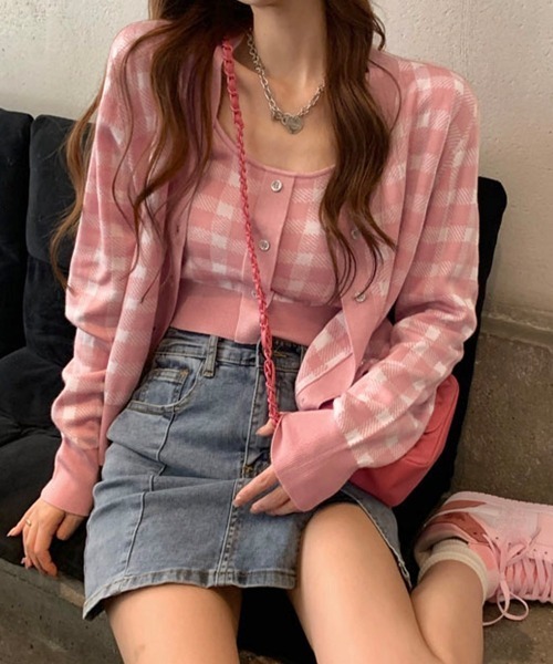 DAY CLOSET(デイ クローゼット)の「レディース シェパードチェック柄ショートカーディガン+タンクトップのニットアンサンブル 2点セット(アンサンブル・レディース・ピンク/ブラック・ONE SIZE)」の9枚目の写真
