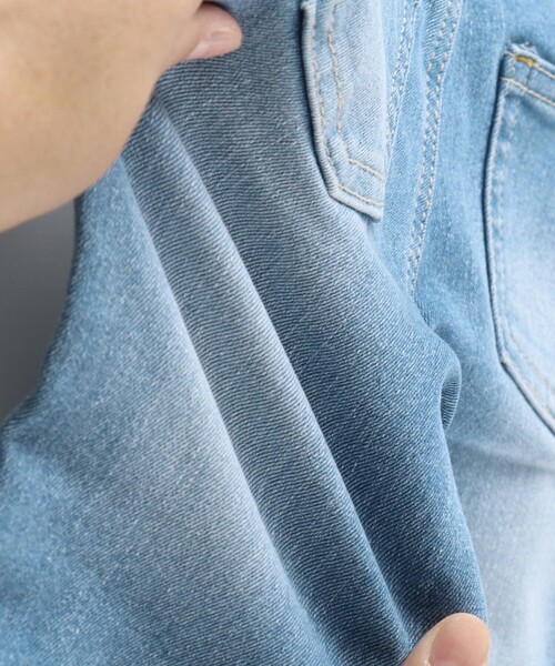 BRANSHES(ブランシェス)の「【あったかデニム】プレミアムストレッチ裏起毛パンツ(デニムパンツ・キッズ・ブルー/ネイビー・110/100/130/150/140/120/90)」の17枚目の写真