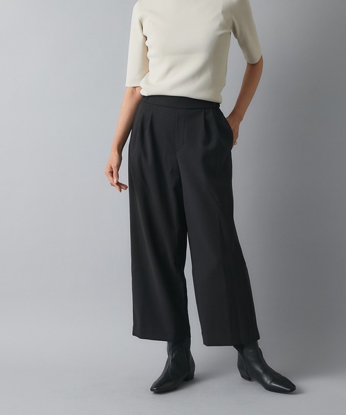 RIVE DROITE(リヴドロワ)の「細見えもキレイ見えも叶う センタープレスクロップドパンツ(その他パンツ・レディース・ブラック/ベージュ・38/36)」の13枚目の写真