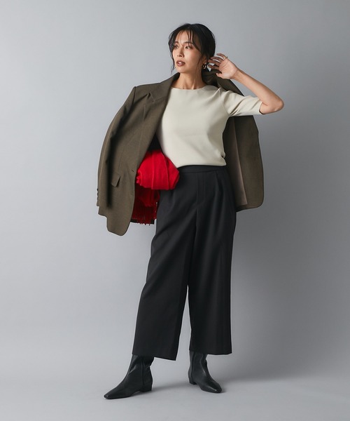 RIVE DROITE(リヴドロワ)の「細見えもキレイ見えも叶う センタープレスクロップドパンツ(その他パンツ・レディース・ブラック/ベージュ・38/36)」の17枚目の写真