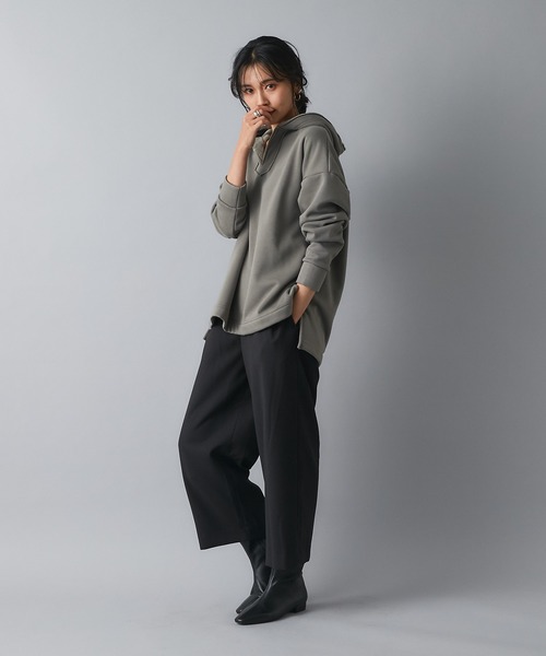 RIVE DROITE(リヴドロワ)の「細見えもキレイ見えも叶う センタープレスクロップドパンツ(その他パンツ・レディース・ブラック/ベージュ・38/36)」の21枚目の写真