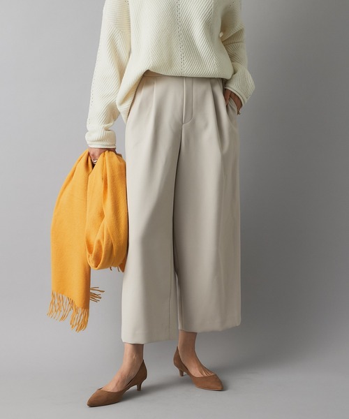 RIVE DROITE(リヴドロワ)の「細見えもキレイ見えも叶う センタープレスクロップドパンツ(その他パンツ・レディース・ブラック/ベージュ・38/36)」の3枚目の写真