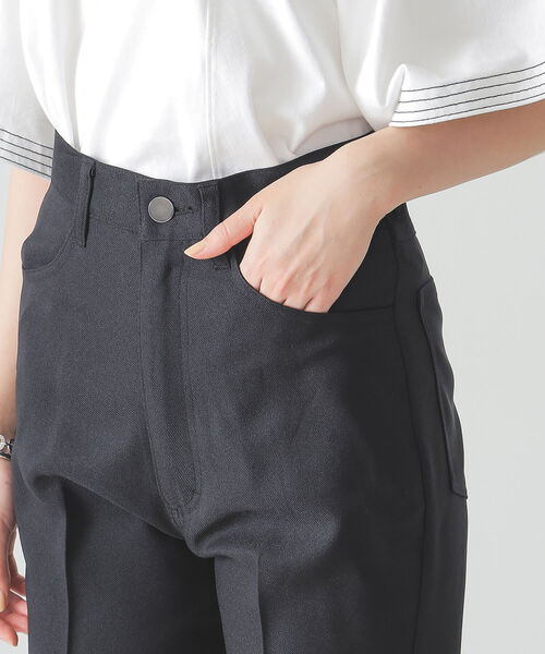 BEAMS LIGHTS(ビームスライツ)の「BEAMS LIGHTS / ツイル ストレッチ フレアパンツ(その他パンツ・レディース・ブラック/ブラウン系その他3・38/36)」の11枚目の写真