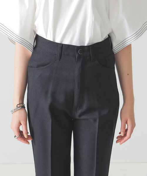 BEAMS LIGHTS(ビームスライツ)の「BEAMS LIGHTS / ツイル ストレッチ フレアパンツ(その他パンツ・レディース・ブラック/ブラウン系その他3・38/36)」の9枚目の写真