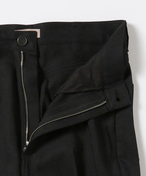 BEAMS LIGHTS(ビームスライツ)の「BEAMS LIGHTS / ツイル ストレッチ フレアパンツ(その他パンツ・レディース・ブラック/ブラウン系その他3・38/36)」の17枚目の写真