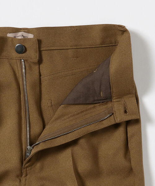 BEAMS LIGHTS(ビームスライツ)の「BEAMS LIGHTS / ツイル ストレッチ フレアパンツ(その他パンツ・レディース・ブラック/ブラウン系その他3・38/36)」の21枚目の写真