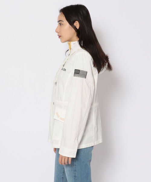 AVIREX（アヴィレックス）の「DECORATION CORD MOUNTAIN JACKET/ デコレーションコード マウンテンジャケット（マウンテンパーカー・レディース・ホワイト/オリーブ/ブラック系その他・SMALL/MEDIUM）」の7枚目の写真