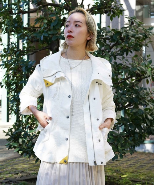 AVIREX（アヴィレックス）の「DECORATION CORD MOUNTAIN JACKET/ デコレーションコード マウンテンジャケット（マウンテンパーカー・レディース・ホワイト/オリーブ/ブラック系その他・SMALL/MEDIUM）」の21枚目の写真