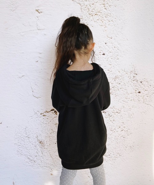 Rora（ローラ）の「スウェット パーカー チュニック（パーカー・キッズ・ブラック・120cm/130cm/140cm）」の8枚目の写真