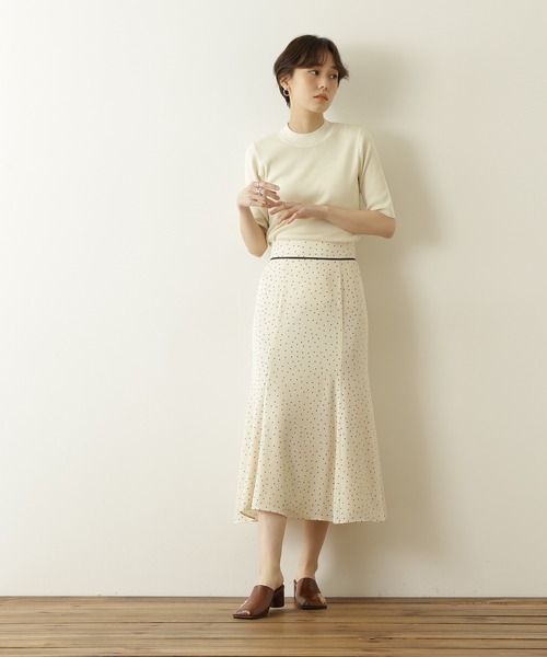 N.（N. Natural Beauty Basic）（エヌエヌナチュラルビューティーベーシック）の「◆総針ボトルネック五分袖ニット（ニット/セーター・レディース・ブラック/チャコールグレー/クリーム/ライトグリーン/ブルー/パープル・MEDIUM）」の17枚目の写真