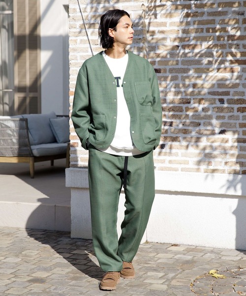 niko and...(ニコアンド)の「アソートロゴBIGプルオーバー(スウェット・メンズ・ベージュ/ネイビー/オフホワイト/グリーン・SMALL/MEDIUM/LARGE)」の6枚目の写真