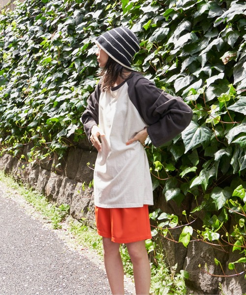 Auntie Rosa Holiday（アンティローザホリデー）の「カラータックショートパンツ / サイズ展開あり（その他パンツ・レディース・ブラック/オレンジ/アイボリー・SMALL/MEDIUM）」の13枚目の写真