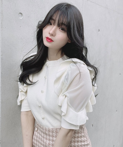 TITTY&CO.（ティティーアンドコー）の「【TITTY&CO.】ボリューム袖ニットカーデトップス（カーディガン/ボレロ・レディース・アイボリー/ブラック・FREE）」の11枚目の写真