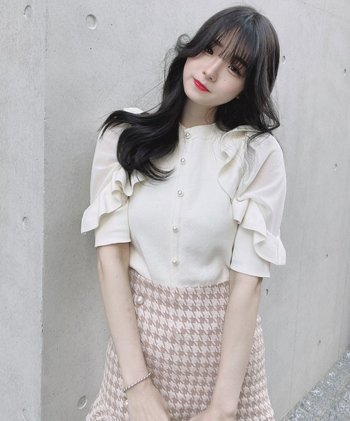 TITTY&CO.（ティティーアンドコー）の「【TITTY&CO.】ボリューム袖ニットカーデトップス（カーディガン/ボレロ・レディース・アイボリー/ブラック・FREE）」の13枚目の写真