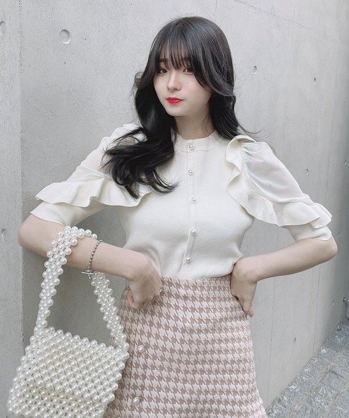 TITTY&CO.（ティティーアンドコー）の「【TITTY&CO.】ボリューム袖ニットカーデトップス（カーディガン/ボレロ・レディース・アイボリー/ブラック・FREE）」の15枚目の写真