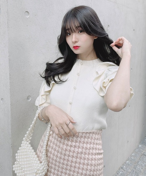 TITTY&CO.（ティティーアンドコー）の「【TITTY&CO.】ボリューム袖ニットカーデトップス（カーディガン/ボレロ・レディース・アイボリー/ブラック・FREE）」の19枚目の写真