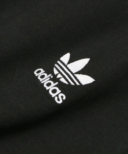 BEAMS(ビームス)の「adidas / Classic 3Stripe Long Sleeve T-shirt(Tシャツ/カットソー・メンズ・ブラック/ホワイト・XX-LARGE/X-LARGE/MEDIUM/LARGE)」の10枚目の写真