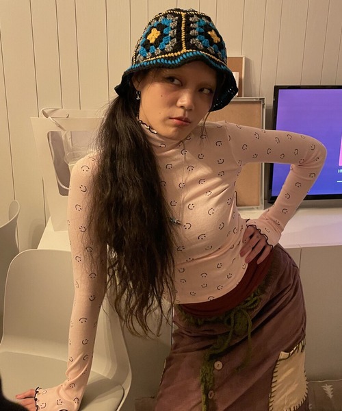 Bonjour Girl(ボンジュールガール)の「【minjiena/ミンジエナ】smile turtle neck shirts スマイルタートルネックシャツ(Tシャツ/カットソー・レディース・ホワイト/ネイビー/ピンク・FREE)」の20枚目の写真