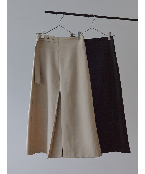 Ayla(アイラ)の「tuck design skirt(スカート・レディース・ブラック/ベージュ・FREE)」の16枚目の写真