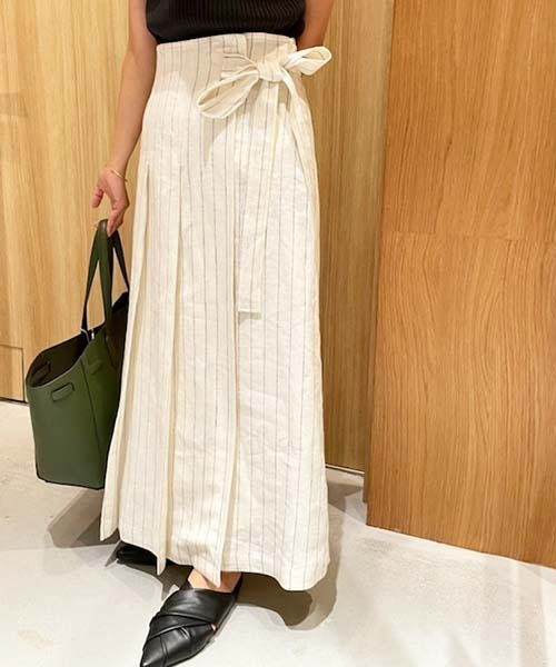 Mila Owen（ミラオーウェン）の「リネン100リーンシルエットラップ