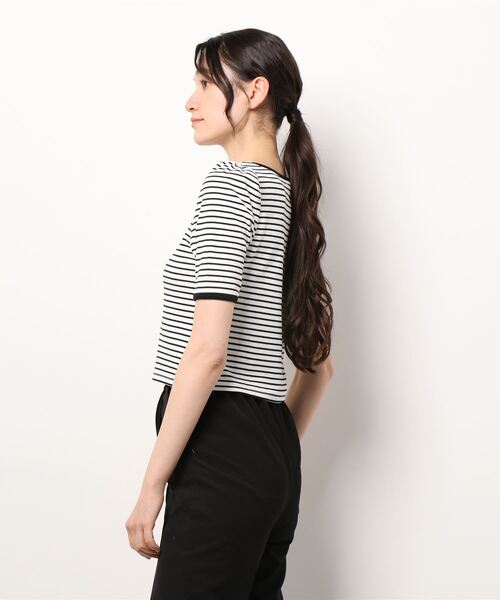 ems excite(エムズエキサイト)の「5分袖テレコカットソー(Tシャツ/カットソー・レディース・アイボリー/オフホワイト/ブラック系その他/ブラック・FREE)」の5枚目の写真