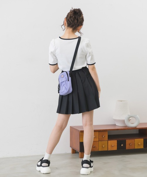 ems excite(エムズエキサイト)の「5分袖テレコカットソー(Tシャツ/カットソー・レディース・アイボリー/オフホワイト/ブラック系その他/ブラック・FREE)」の10枚目の写真