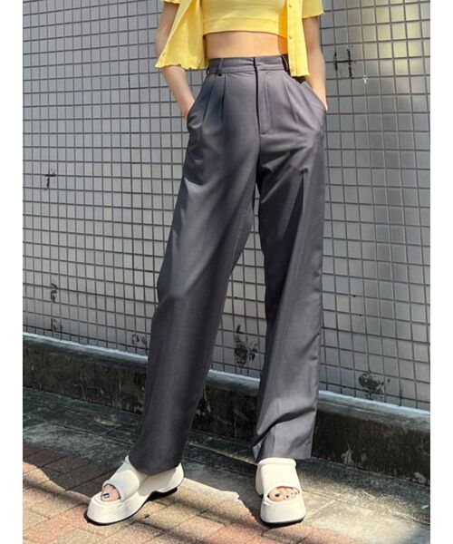 EMODA(エモダ)の「タックルーズパンツ(その他パンツ・レディース・ブラック/グレー/ブルー/その他・SMALL/MEDIUM)」の2枚目の写真