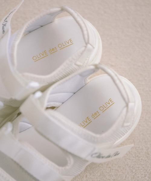 OLIVE des OLIVE（オリーブデオリーブ）の「スポーツサンダル（サンダル・レディース・ホワイト/ブラック・SMALL/MEDIUM/LARGE）」の4枚目の写真