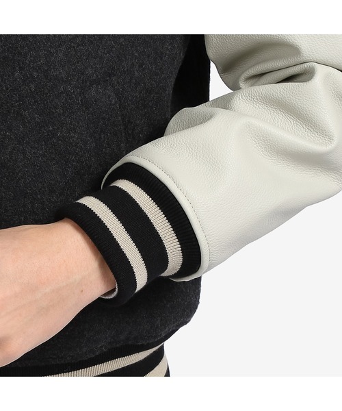 TOMMY HILFIGER(トミーヒルフィガー)の「バーシティボンバージャケット(スタジャン・メンズ・グレー・SMALL/MEDIUM/LARGE/X-LARGE)」の8枚目の写真