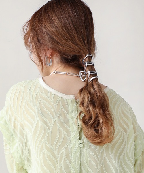 Bab（バブ）の「ウェーブデザインメタルクリップ（バレッタ/ヘアクリップ・レディース・シルバー/ゴールド・ONESIZE）」の5枚目の写真