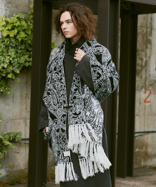CASPER JOHN（キャスパージョン）の「Paisley cape/ペイズリーケープ（その他トップス・メンズ・ベージュ/ブラック・FREE）」の4枚目の写真