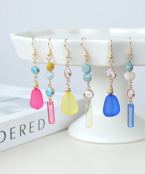 Three Four Time（ｽﾘｰﾌｫｰﾀｲﾑ）の「カラーマルチアシメピアス（ピアス（両耳用）・レディース・イエロー/ブルー/ピンク・FREE）」の16枚目の写真