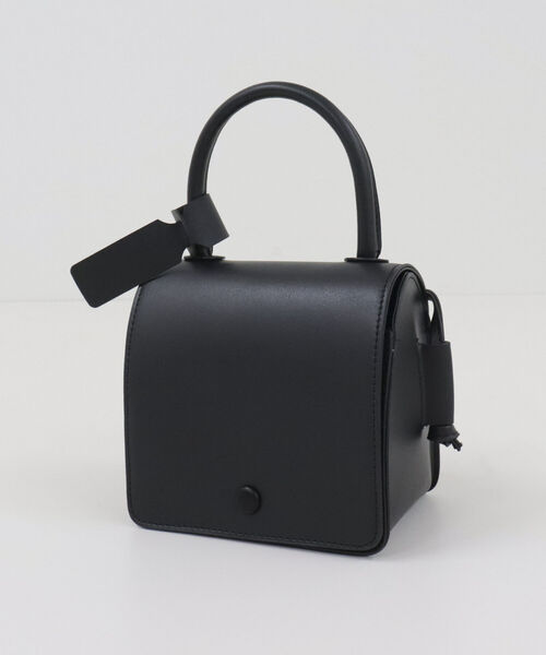 fredy emue（フレディエミュ）の「フラップワンハンドルショルダーバッグ（ショルダーバッグ・レディース・ブラック/ベージュ・FREE）」の13枚目の写真