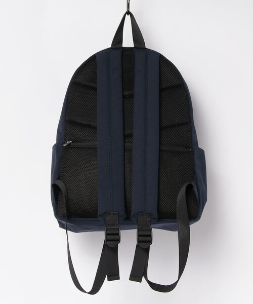 anello(アネロ)の「anello GRANDE 軽量撥水バックパック(バックパック/リュック・メンズ・ブラック/グレイッシュベージュ/ミント/ネイビー/ベージュ/スミクロ/ピンク・FREE)」の22枚目の写真