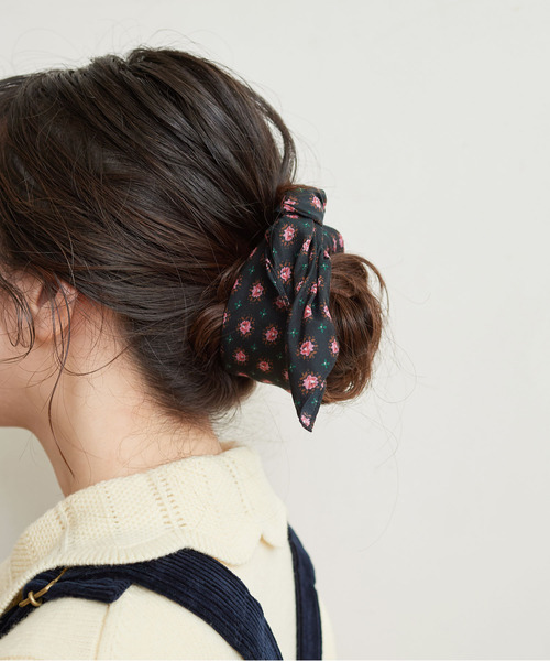 Dot&Stripes CHILD WOMAN(ドットアンドストライプス チャイルドウーマン)の「Cu/Coツイル花柄 ミニスカーフ(バンダナ/スカーフ・レディース・ピンク/ブラック・FREE)」の7枚目の写真